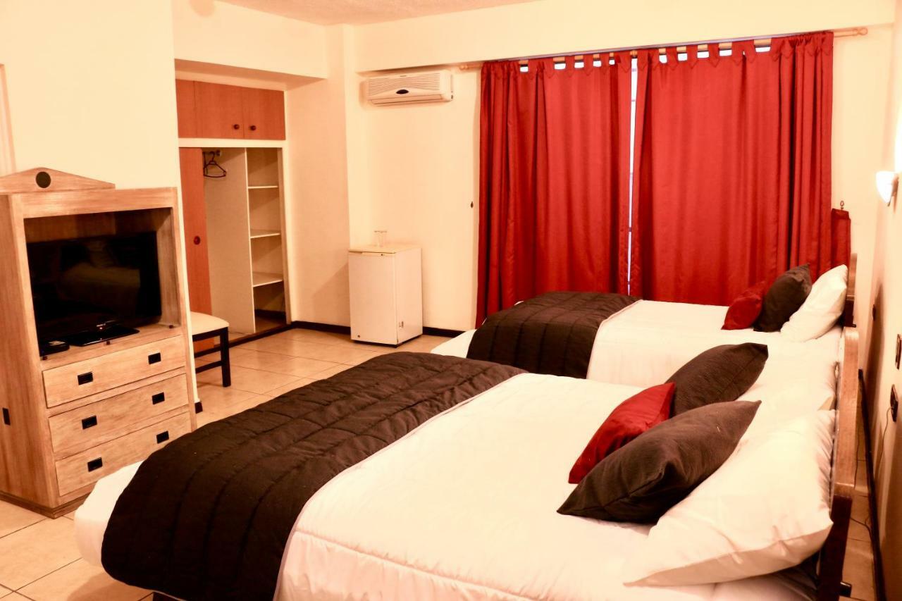 Hotel Garra De Leon Vallenar Esterno foto